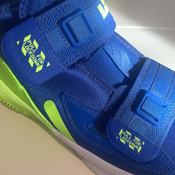 Nike leBron soldier Xlll 13 basketball shoes - Picture 14 of 15